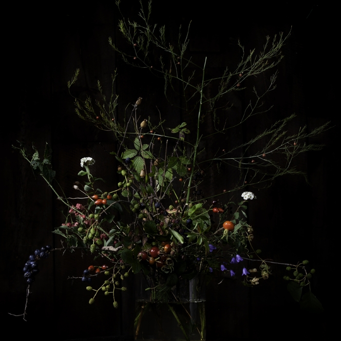 Outtakes, Remixes, Singles, Versions ,  ,  193483464190