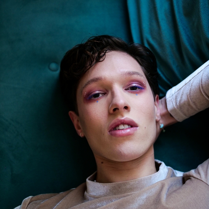 Lige her ,  ,  197187517657