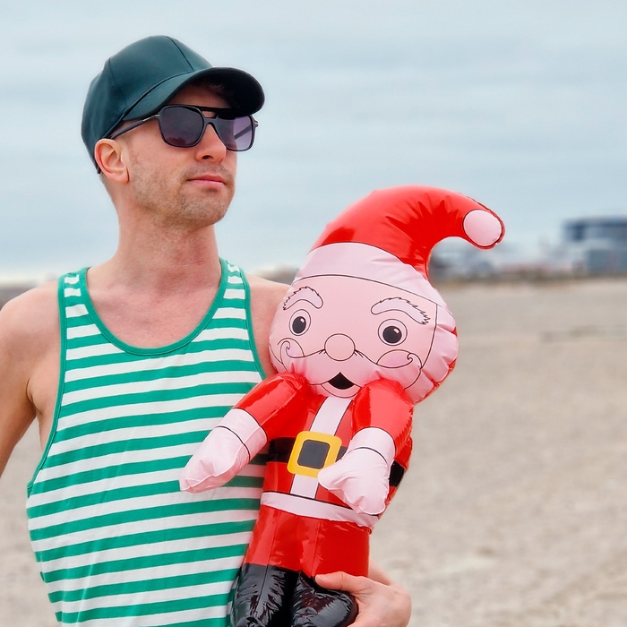 Christmas Comes Earlier Year by Year ,  ,  198846971155