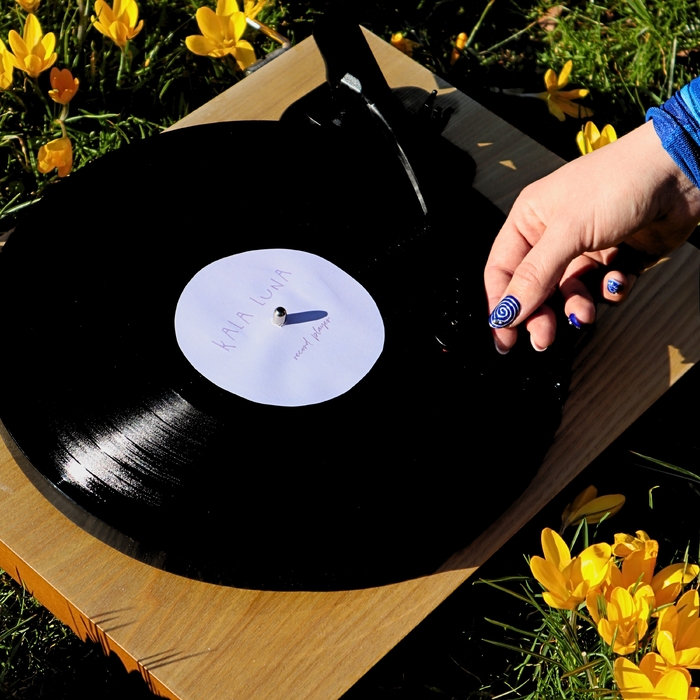 record player ,  ,  820200907066
